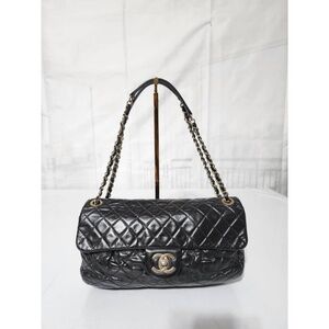 Authentic Chanel Chic Quilt Flap Bag Black
